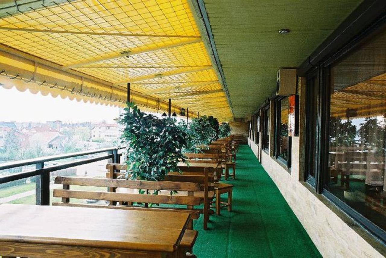 Hotel Satelit Piest'any Extérieur photo